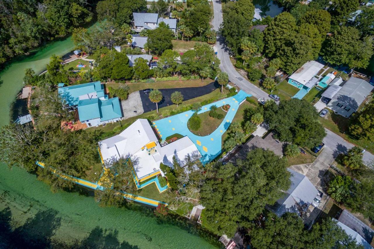 Pams Mermaid House With Riverfront Yard And Lanai! Apartment Weeki Wachee Exterior photo